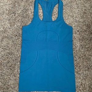 Swiftly tech lululemon razor top